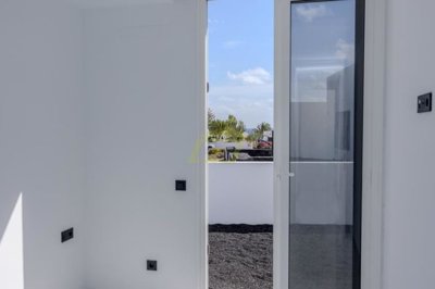 Fantastic newly built villa in Charco del Palo