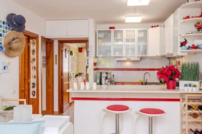 2 bedroom apartment with stunning  pool views in Puerto del Carmen