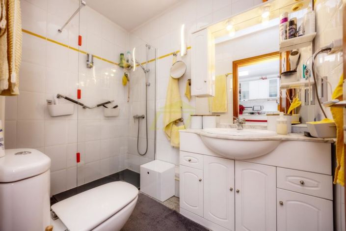 Image No.8-2 Bed Apartment for sale