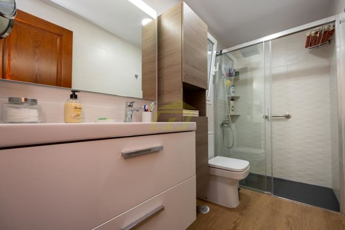 Image No.17-4 Bed Villa for sale