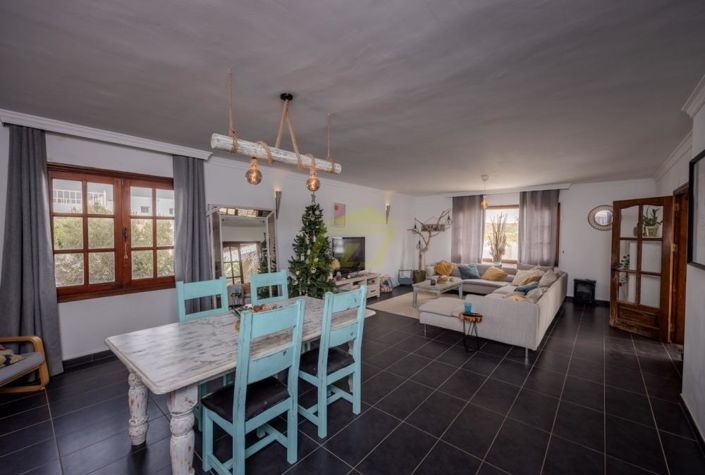 Image No.5-5 Bed Villa for sale