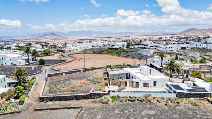 Image No.16-7 Bed Villa for sale