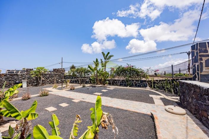 Image No.3-7 Bed Villa for sale