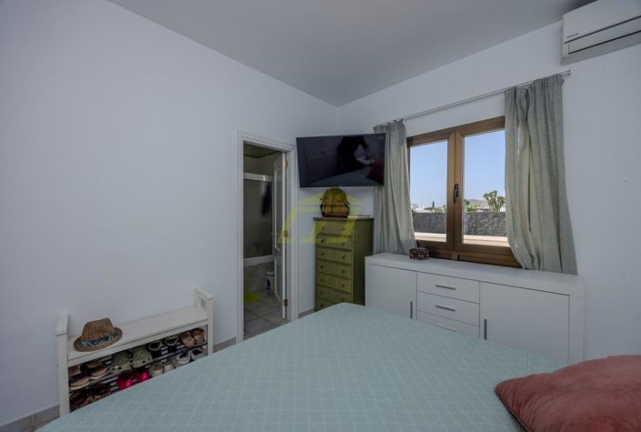 Image No.11-3 Bed Villa for sale