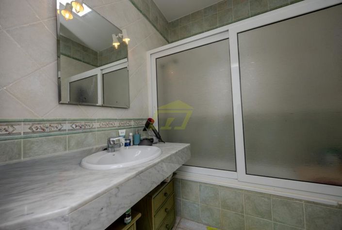 Image No.12-3 Bed Villa for sale