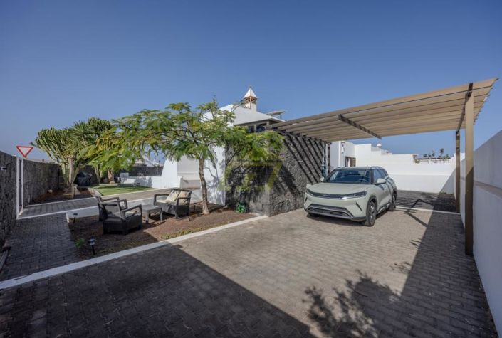 Image No.20-3 Bed Villa for sale