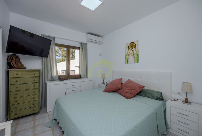 Image No.4-3 Bed Villa for sale
