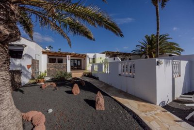 Exclusive to Lanzarote Investments in Playa Blanca