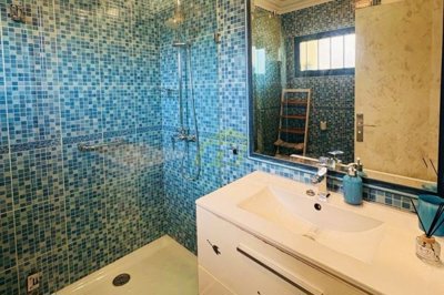 Sea view studio apartment with communal pool