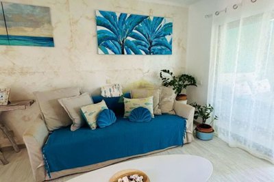 Sea view studio apartment with communal pool