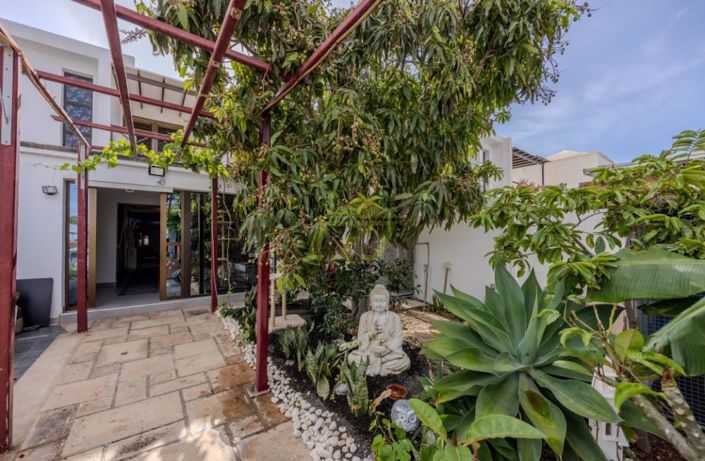 Image No.3-4 Bed Villa for sale