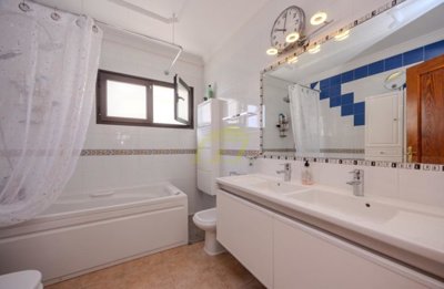 Beautiful duplex with annex apartment in Costa Teguise