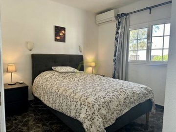 Beautiful 2 bedroom apartment with sea views in Puerto del Carmen