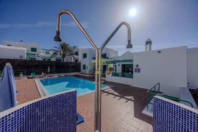 Turnkey ground floor apartment in top location