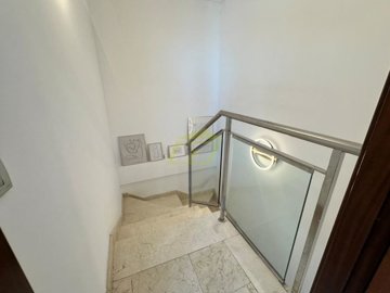 Spacious 2 Bedroom Duplex in Playa Honda