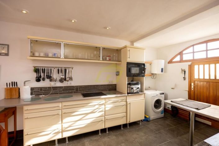 Image No.7-3 Bed Villa for sale