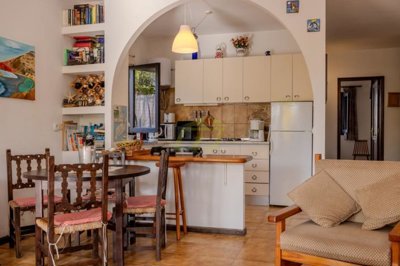 A spacious 2 bedroom property minutes from the ocean in Puerto del Carmen