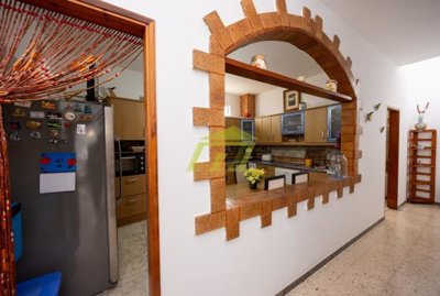 Typical Canarian terraced house, located in the charming village of Máguez