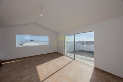 Breathtaking, majestic property in exceptional condition in Guime