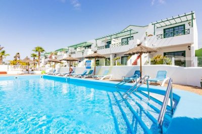 Ground Floor Apartment with comunual pool in Matagorda
