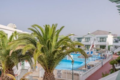 Ground Floor Apartment with comunual pool in Matagorda