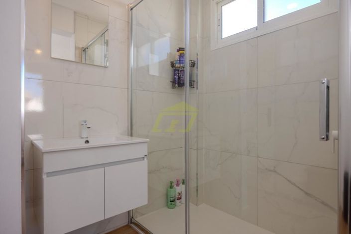 Image No.27-4 Bed Villa for sale