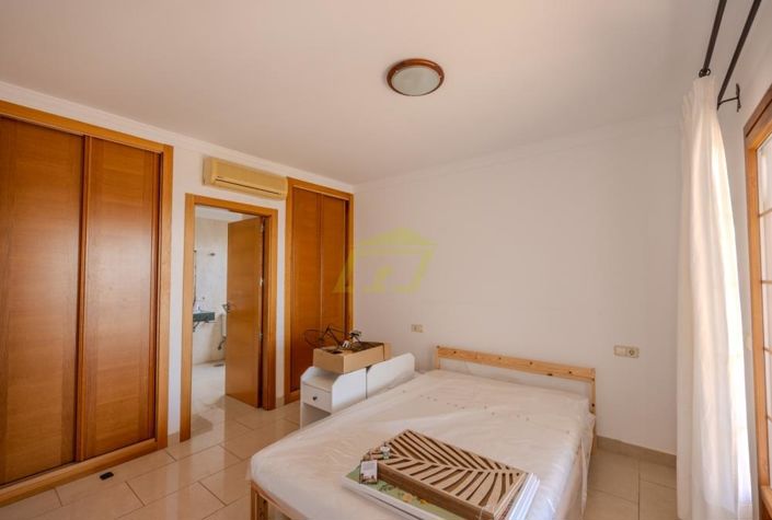 Image No.13-4 Bed Villa for sale