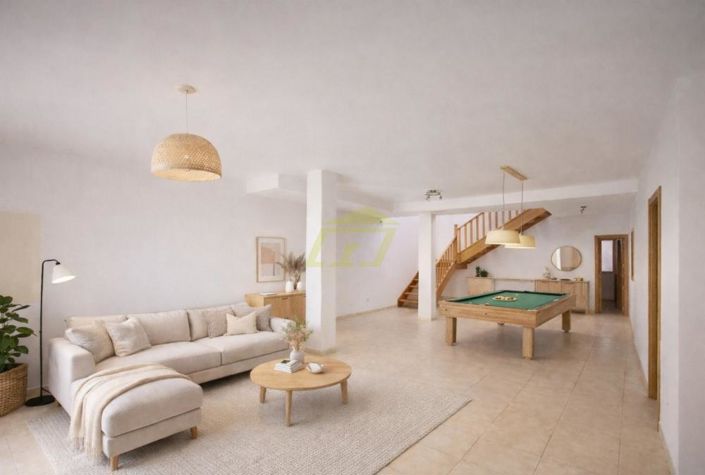 Image No.5-4 Bed Villa for sale