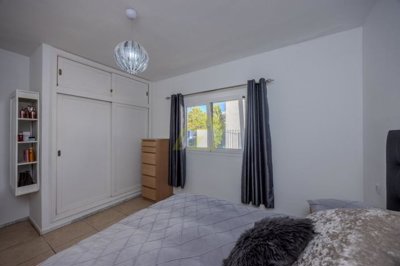 Spacious central apartment with 2 bedrooms and 2 bathrooms