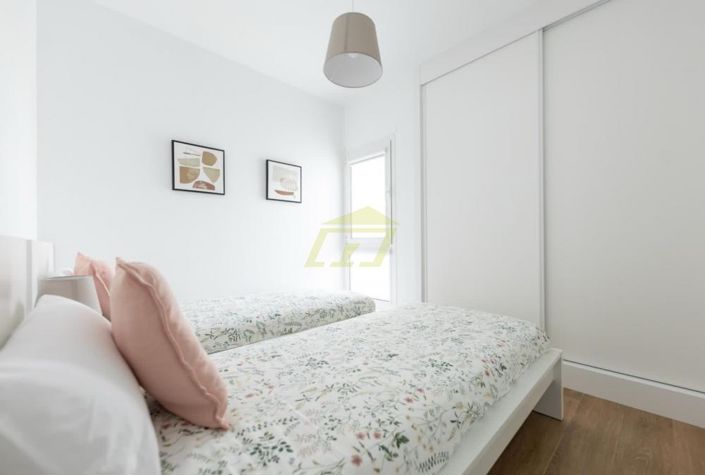 Image No.12-3 Bed Villa for sale