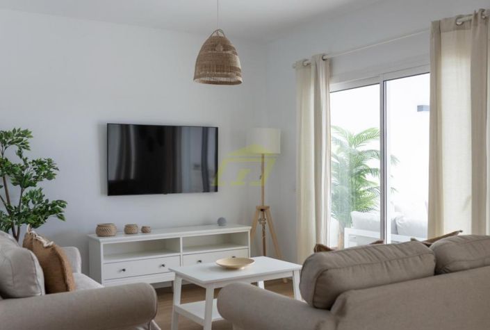 Image No.3-3 Bed Villa for sale