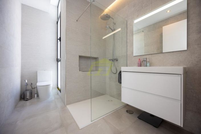 Image No.14-4 Bed Villa for sale