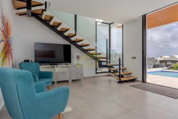 Image No.18-4 Bed Villa for sale