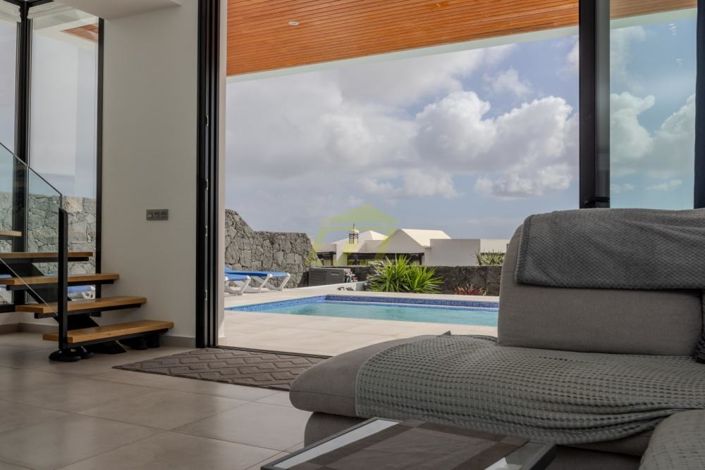 Image No.7-4 Bed Villa for sale