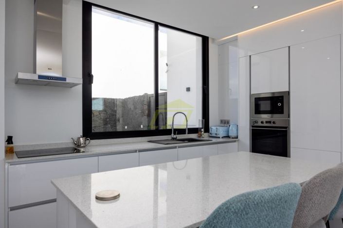 Image No.9-4 Bed Villa for sale