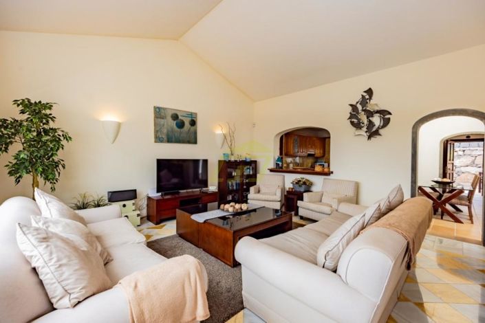 Image No.4-3 Bed Villa for sale