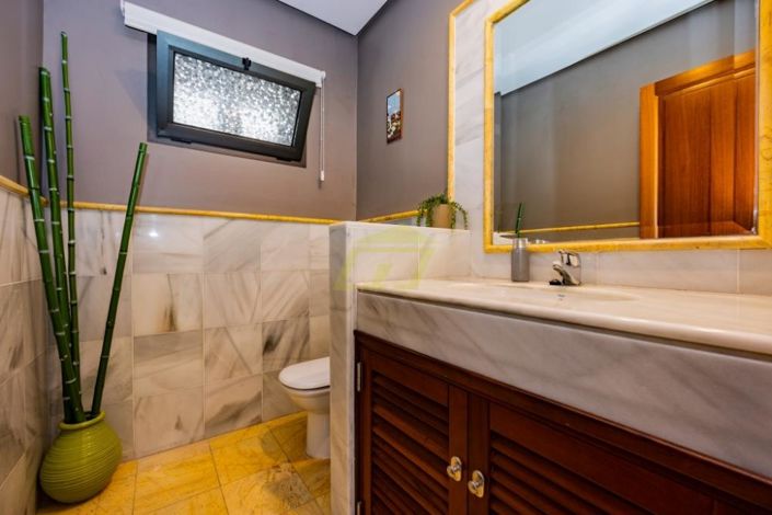 Image No.8-3 Bed Villa for sale