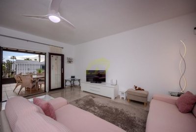 Immaculate 3 bedroom bungalow in prime Playa Blanca location