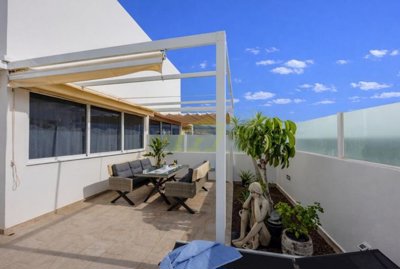Immaculate property within easy walking distance of Marina Rubicón and Playa Dorada