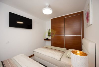 Immaculate property within easy walking distance of Marina Rubicón and Playa Dorada