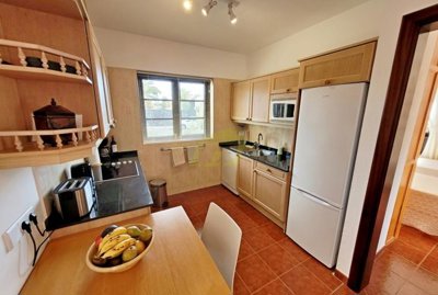 Ideal 3 bedroom family home in Playa Blanca for sale