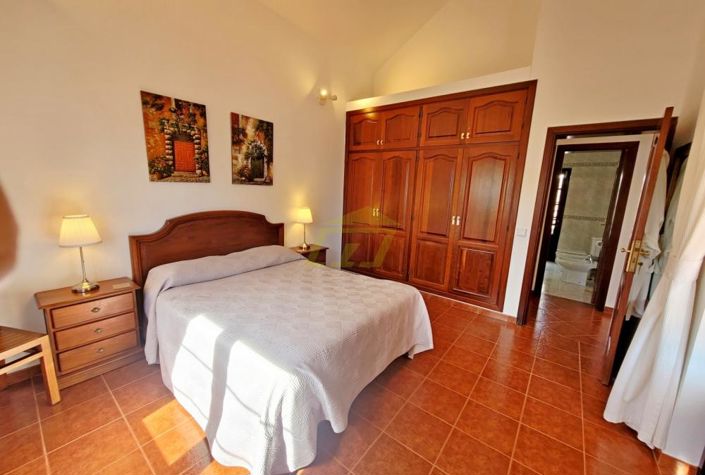 Image No.9-3 Bed Villa for sale