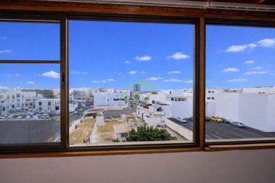 Bright attic apartment in the heart of Arrecife