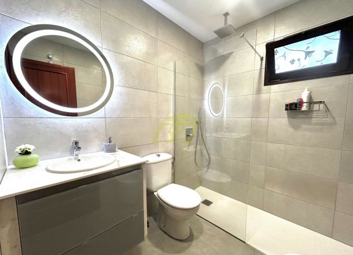 Image No.8-3 Bed Bungalow for sale