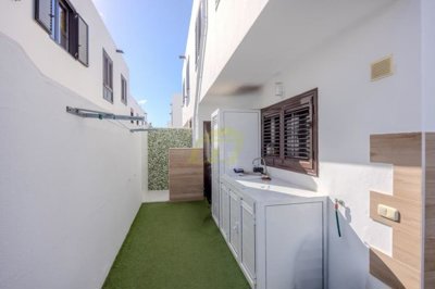 4 bedrooms duplex with communal pool near a beach in Playa Honda