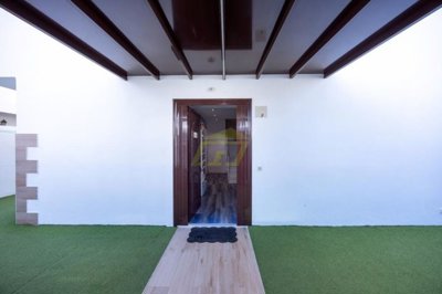 4 bedrooms duplex with communal pool near a beach in Playa Honda