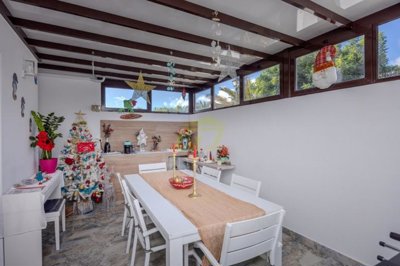 4 bedrooms duplex with communal pool near a beach in Playa Honda