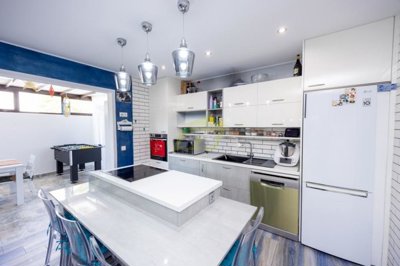 4 bedrooms duplex with communal pool near a beach in Playa Honda