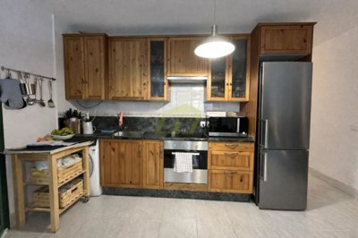 Top Floor 2 Bed Apartment in Puerto del Carmen