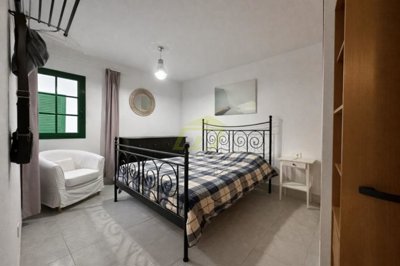 Top Floor 2 Bed Apartment in Puerto del Carmen